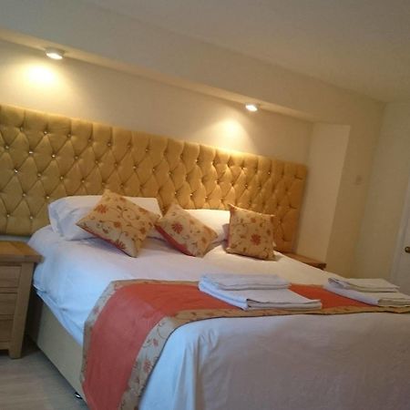 Mayville House Apartment Cheltenham Eksteriør bilde
